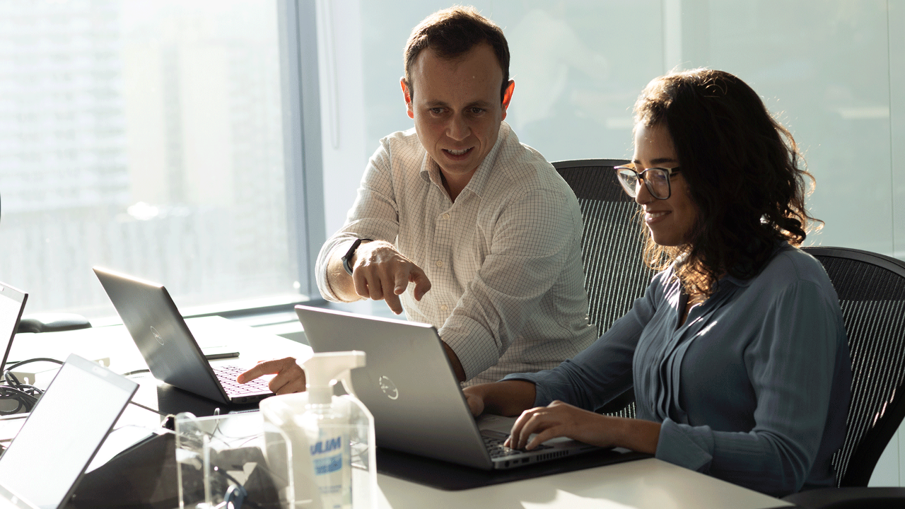 AIG Sao Paulo employees; Ezequiel Araujo, Larissa Viana